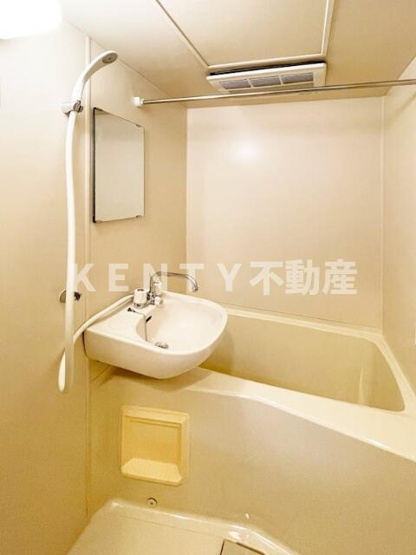 【浴室】 | メインステージ不動前 | コンパクトで使いやすいお風呂です