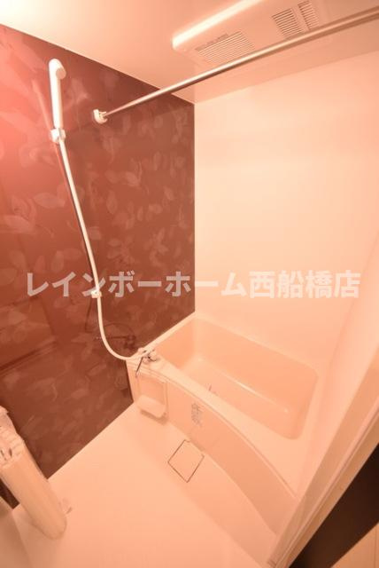 パインリーブスの浴室
