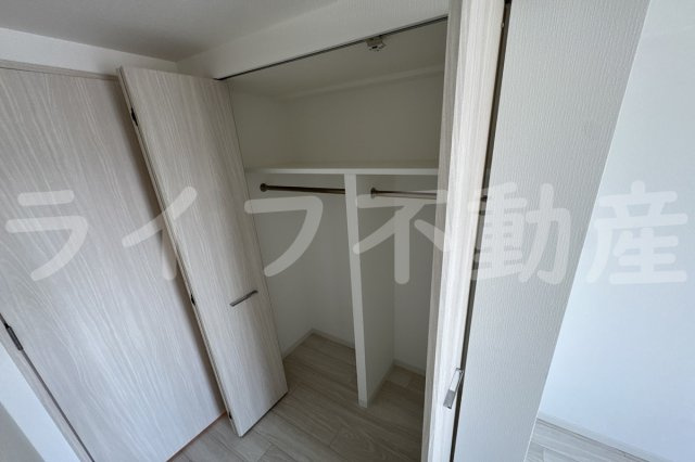S-RESIDENCE高井田Centralの収納|こまごまとしたものを収納できそうですね