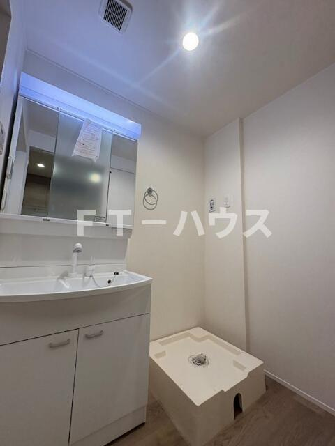 ひだまりの洗面所
