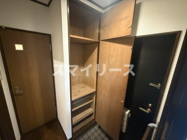 クリスタルマンションの収納