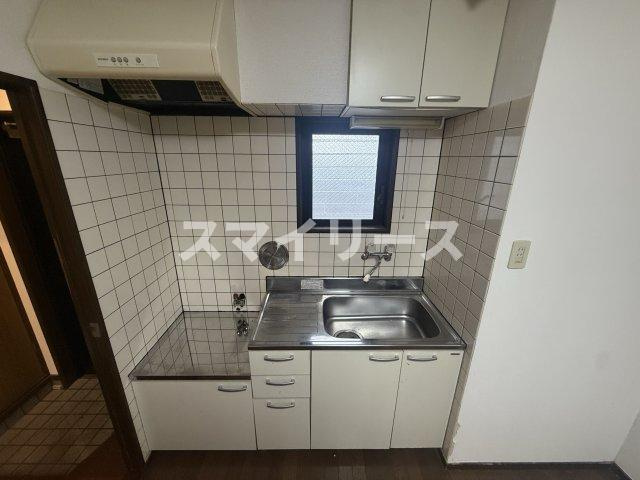 クリスタルマンションのキッチン