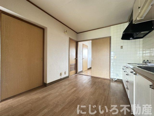 宮城マンション（今開）の居間・リビング