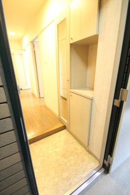 【玄関】 | 宮崎台リージェンシー | ※同建物ほかのお部屋の写真です。