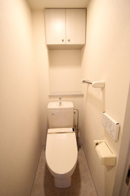 【トイレ】 | 宮崎台リージェンシー | ※同建物ほかのお部屋の写真です。