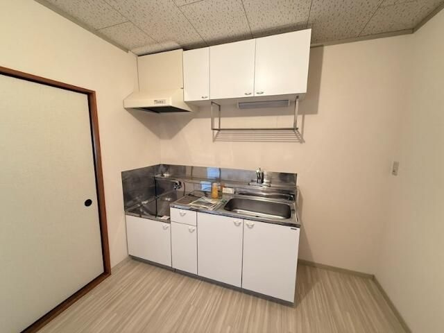 メゾンヤマリのキッチン|お料理しやすいキッチンです