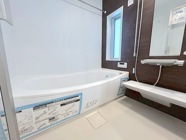 鶴見区元宮1丁目（新築戸建全4棟D号棟）【駅徒歩7分/ウォークインクローゼット】の浴室