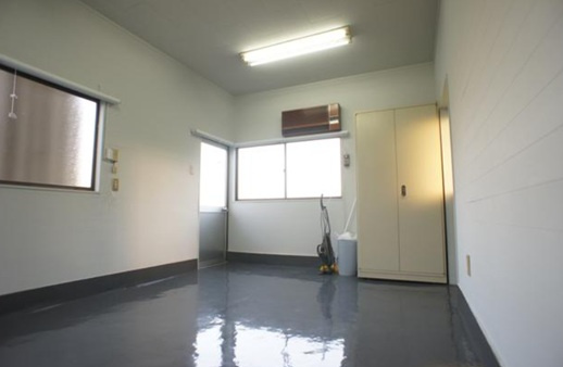 蓮田市大字貝塚の倉庫