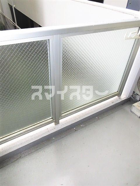 立川市錦町１丁目の賃貸マンションのバルコニー