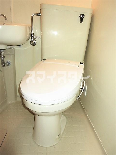 立川市錦町１丁目の賃貸マンションのトイレ