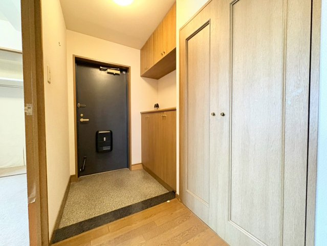 ライオンズマンション東島の玄関