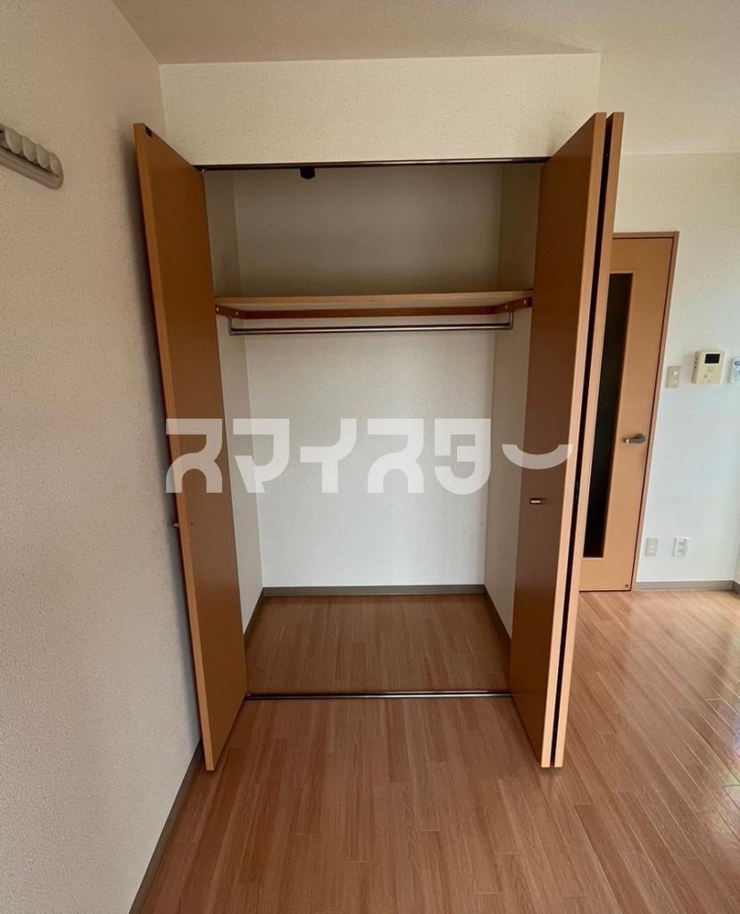 東久留米市滝山７丁目の賃貸マンションの収納