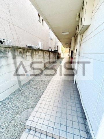 ベルレ石川台のエントランス