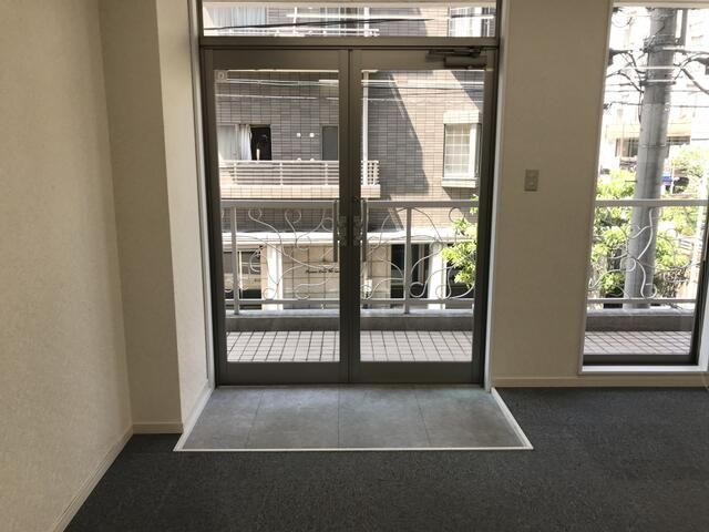 稲舟通１丁目　貸店舗・事務所の内装