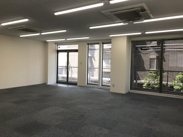 稲舟通１丁目　貸店舗・事務所の内装