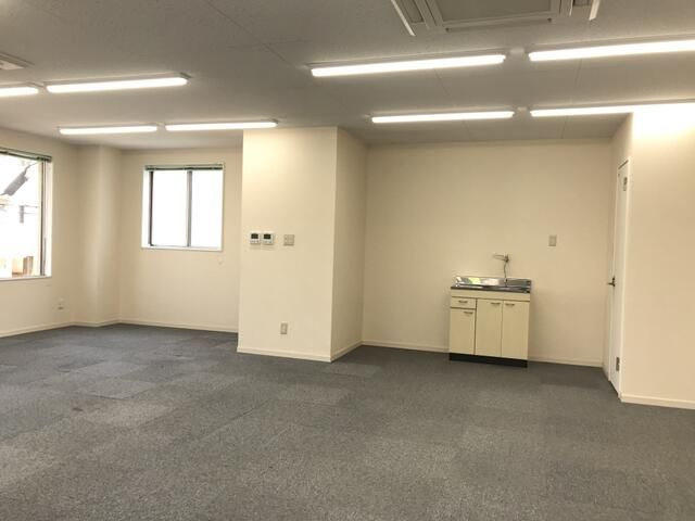 稲舟通１丁目　貸店舗・事務所の内装