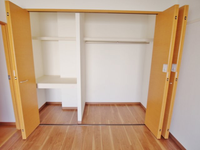 大和ガーデンコート2号棟の収納