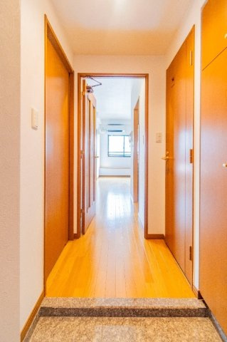 ドルチェ京橋・壱番館の玄関|※別部屋参照