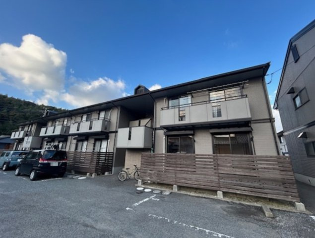 セジュール東山田Ⅱ B