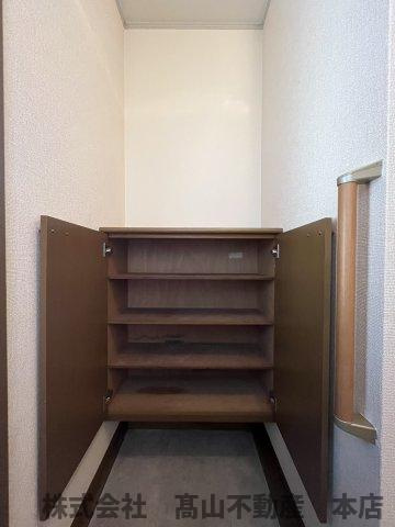 セジュール東山田Ⅱ Bの収納
