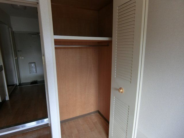 ジョイフル新丸子第2の収納|他のお部屋の参考写真となります。