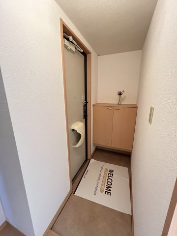 ヴォーン八代の玄関