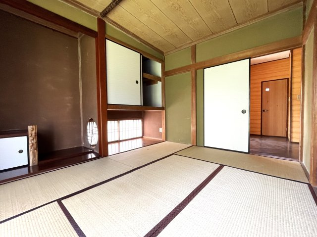 茂原中の島貸家の和室