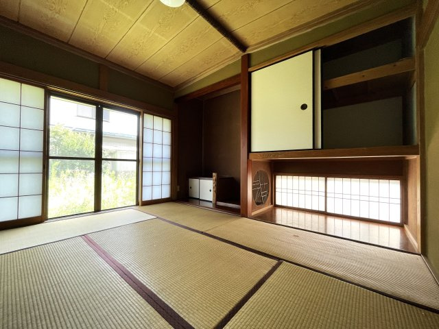 茂原中の島貸家の和室