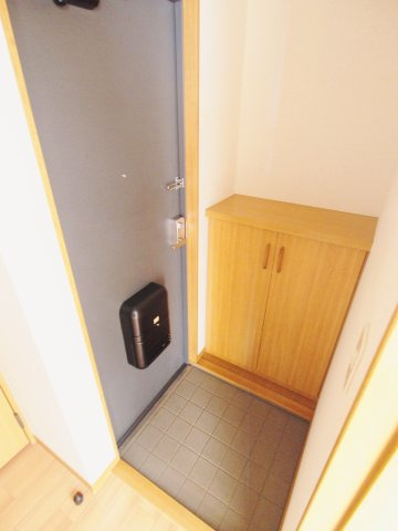 グランスエ富永　Aの玄関