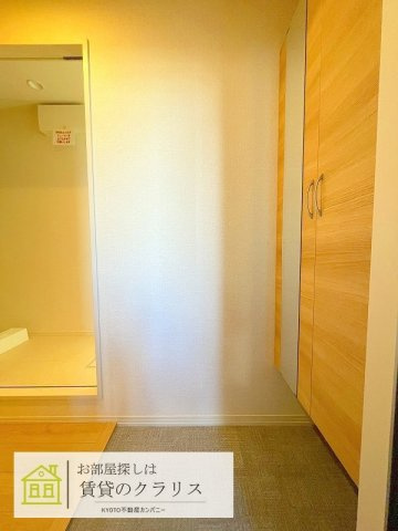 ラシュレの玄関
