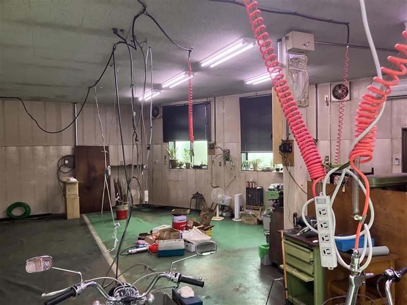 白根貸工場のロビー