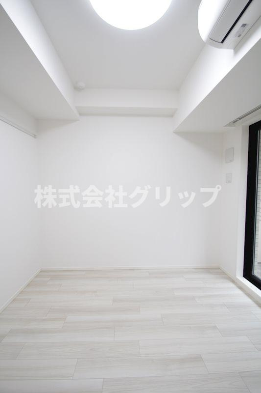 クレイシア横浜ヴェールの洋室