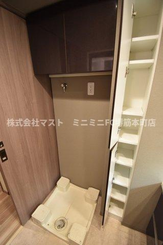 プレサンスレジェンド堺筋本町タワーの収納