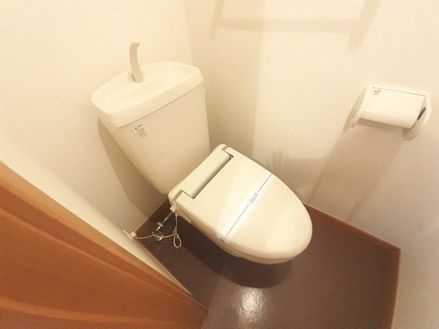 グリーンヒルガーデンＢのトイレ|コンパクトで使いやすいトイレです