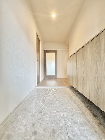 武庫川第2三番街1号棟の玄関