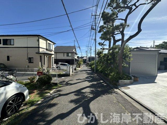 藤沢市辻堂１丁目　売地の前面道路含む現地写真|現地外観