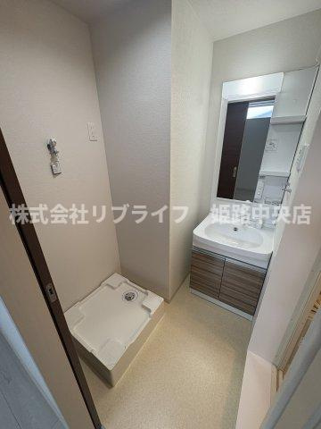 ルアナテラス38の独立洗面台