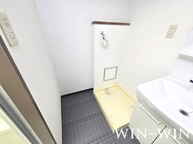 ラフィーネ草間の洗面所|イメージ（同建物内別部屋の写真です）