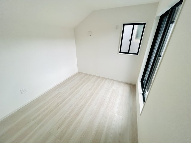 四街道市つくし座1丁目9期の洋室