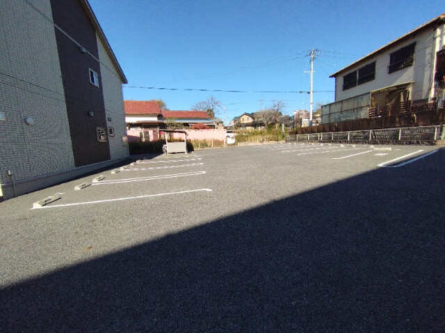 エグゼコート上地の駐車場