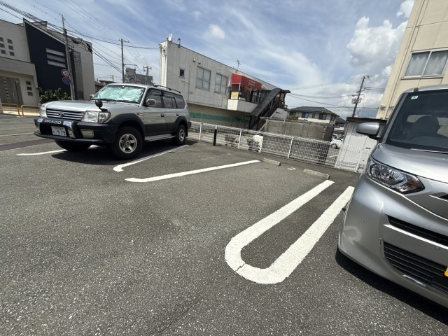 スタビリタの駐車場