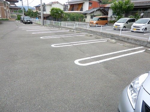 ウェントゥスⅠの駐車場