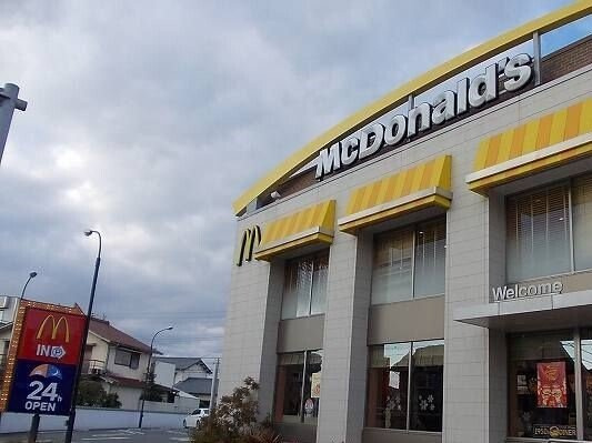 フローレスの周辺|マクドナルド辻井店まで1400m