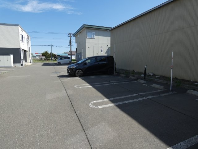 バーミィヴィラⅡの駐車場
