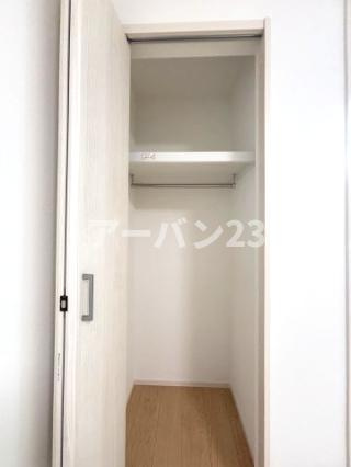 東村山市萩山町４丁目のアパートの収納