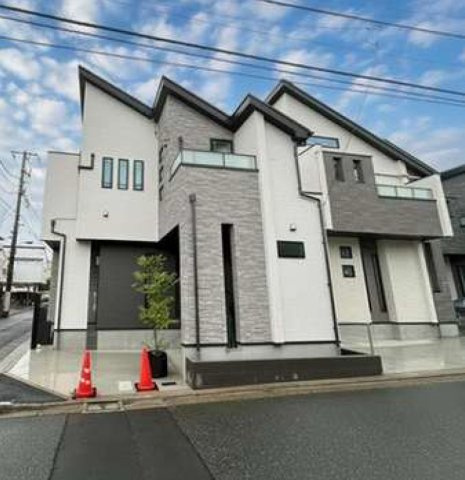 新宿区中井2丁目　中古戸建の前面道路含む現地写真|現地写真

現地ご見学希望・資料請求などお気軽にお問い合わせ下さい！
03-5990-5201
