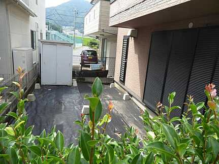 安佐北区落合２丁目の庭