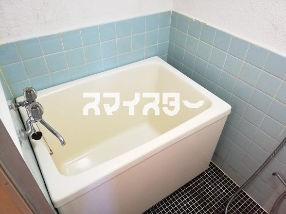 広栄ハイツの浴室