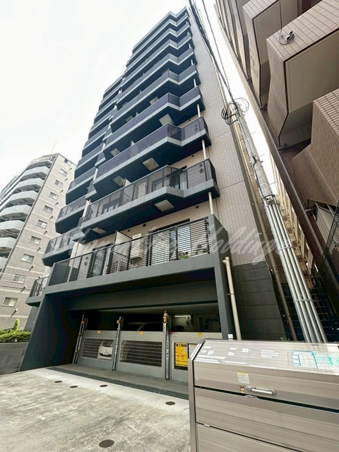 横浜市港北区新横浜１丁目の賃貸マンションの外観