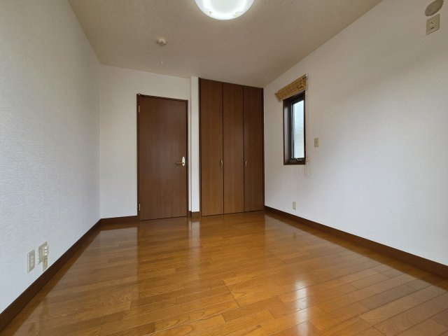 大丸貸家の洋室